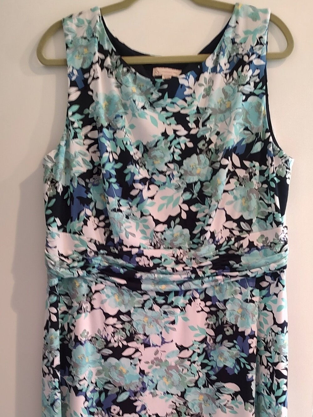 EUC Dress Barn Sleeveless Dress